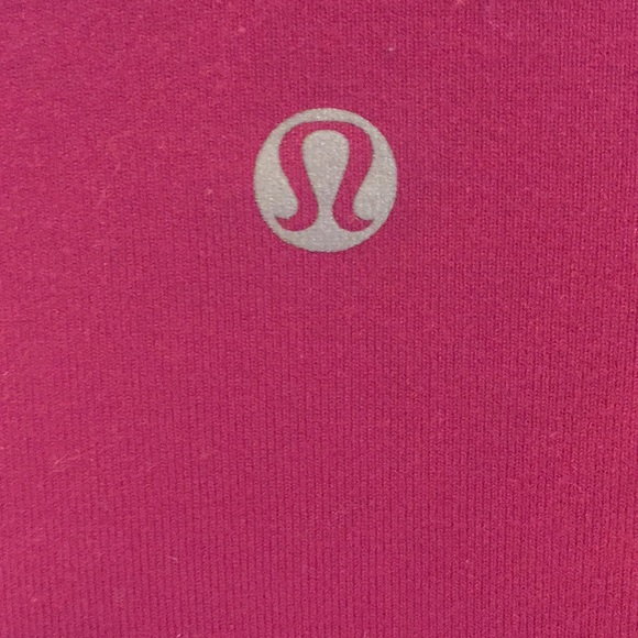 Small Lululemon Tank top - Picture 3 of 3